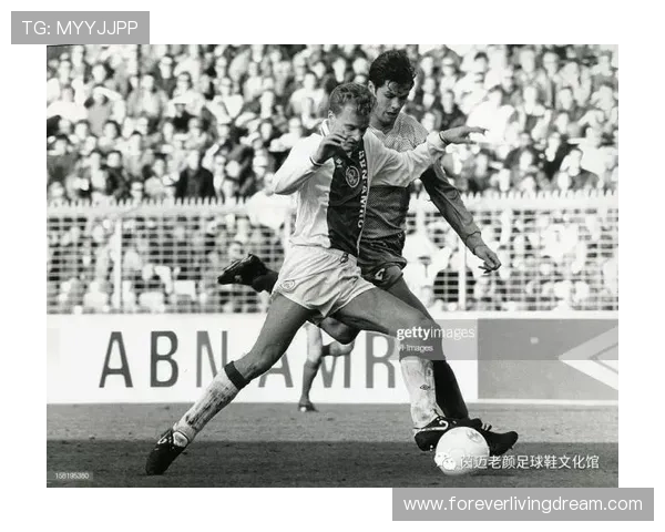 克鲁伊夫全攻全守理念 克鲁伊夫全攻全守理念