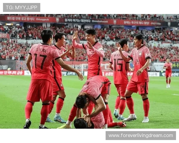 孙兴慜与马内巅峰期速度冲击力及进攻威胁对比