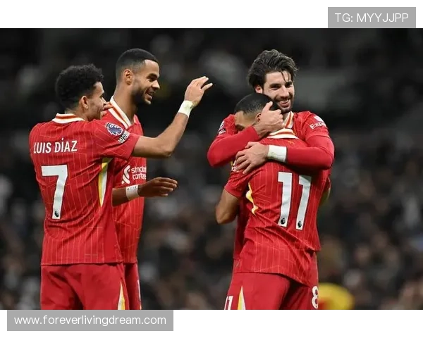 利物浦比赛稳定性下滑问题逐步反映,对争冠形势或产生潜在影响 利物浦比赛稳定性下滑问题逐步反映,对争冠形势或产生潜在影响