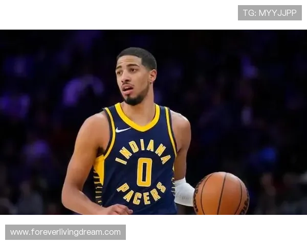 哈利伯顿三分稳定性提升显著，拉开与同位置组织者效率差距